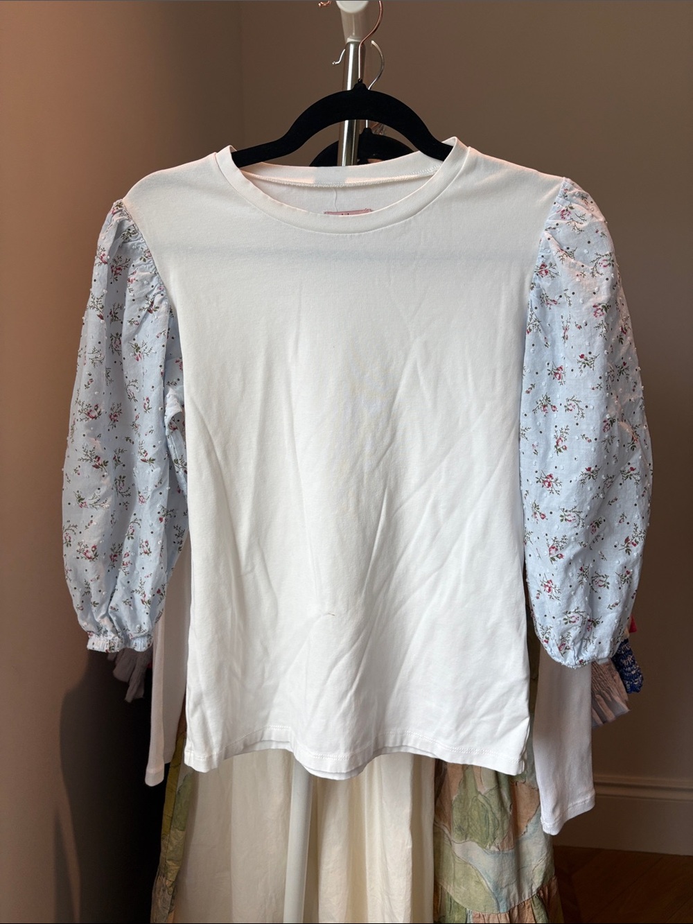Women’s White Crewneck Top with Light Blue Floral Puff Sleeves